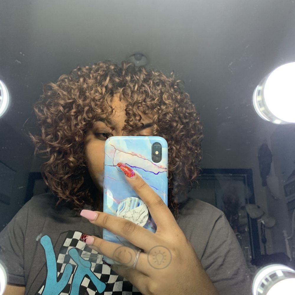 Anita Kurl - 2-3 weeks after seeing Peabo and be put in the toner and told me to do hair mask - Hair Salons Near Me - Boston, Massachusetts