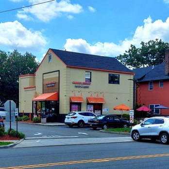 Dunkin' - cars parked in front of a restaurant - Donuts Near Me - Englewood, New Jersey Dunkin' - cars parked in front of a restaurant - Donuts Near Me - Englewood, New Jersey