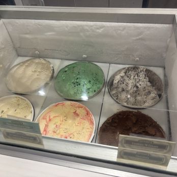 Diddy Riese Cookies - Desserts Near Me - Los Angeles, California
