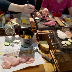 Le Bistro Autrement - La pirade est bonne, un peu légère mais bonne...