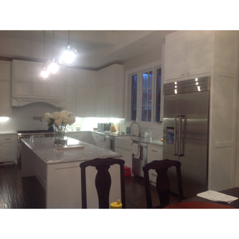 Hidalgo Fine Cabinetry - Custom paint finish kitchen cabinetry - Cabinetry Near Me - Naperville, Illinois
