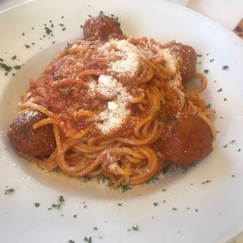Luna Rossa - Spaghetti and meatballs - Italian Near Me - Tustin, California Luna Rossa - Spaghetti and meatballs - Italian Near Me - Tustin, California