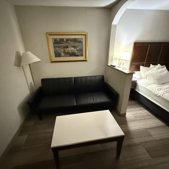 Quality Inn & Suites - Hotels Near Me - Walnut, California Quality Inn & Suites - Hotels Near Me - Walnut, California