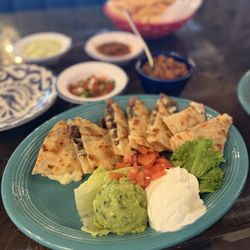 Los Tios - Beef quesadillas