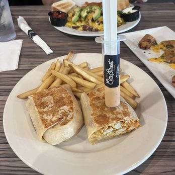 Elm Street Diner - Diners Near Me - Stamford, Connecticut