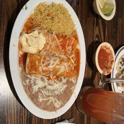 Enchiladas combination dinner