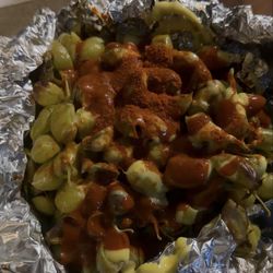 Elotes Asados Don Martin - Garbanzos with chili & butter