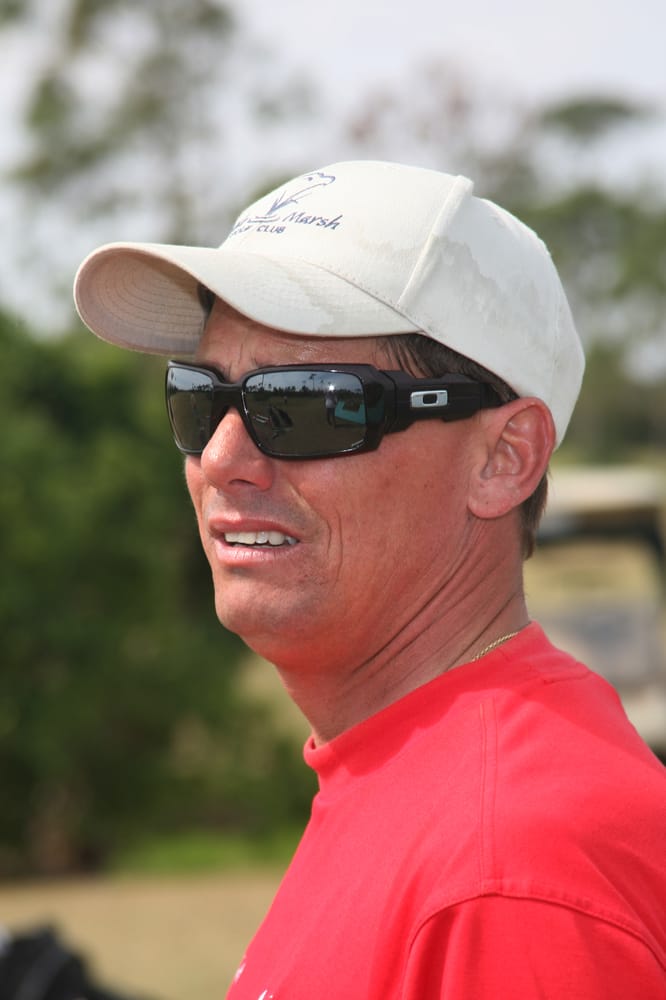 Bobby P Golf @ 76 Golf World Logo