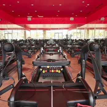 The Studio MDR Manhattan Beach - Our Megaformers - Gyms Near Me - Manhattan Beach, California The Studio MDR Manhattan Beach - Our Megaformers - Gyms Near Me - Manhattan Beach, California