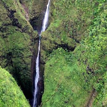 Mauna Loa Helicopter Tours - Sacred Falls - Aerial Tours Near Me - Honolulu, Hawaii Mauna Loa Helicopter Tours - Sacred Falls - Aerial Tours Near Me - Honolulu, Hawaii