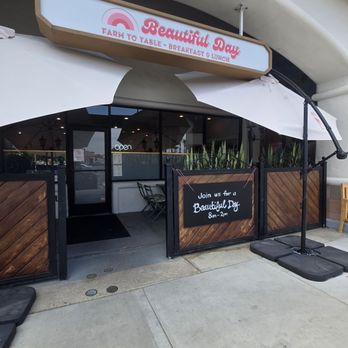 Beautiful Day - Outside - Breakfast & Brunch Near Me - La Quinta, California Beautiful Day - Outside - Breakfast & Brunch Near Me - La Quinta, California
