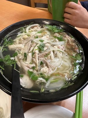 Pho de Nguyen by null