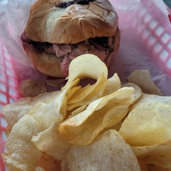 Nueces Brewing - Pulled pork sandwich with a side of Lays - Breweries Near Me - Corpus Christi, Texas Nueces Brewing - Pulled pork sandwich with a side of Lays - Breweries Near Me - Corpus Christi, Texas