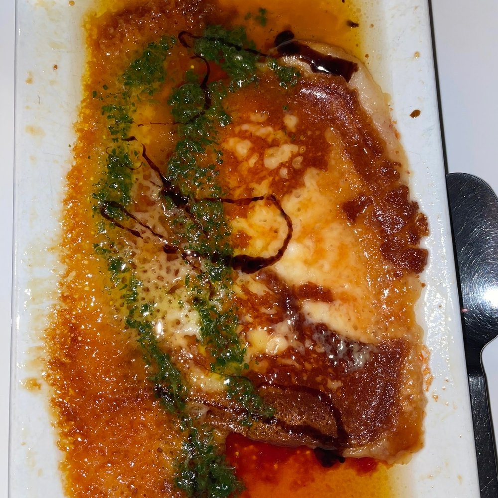 El Mini Bar - Grilled Goat cheese with honey- queso de cabra con miel - Tapas Bars Near Me - Madrid, M