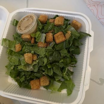 Pizzicata - Laughable. No effort whatsoever. Look at those croutons! Store bought. - Pizza Near Me - Carefree, Arizona
