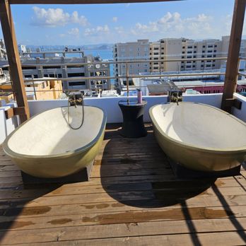 CasaBlanca Hotel - Tubs on terrace - Hotels Near Me - San Juan, Puerto Rico CasaBlanca Hotel - Tubs on terrace - Hotels Near Me - San Juan, Puerto Rico