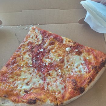 Amazing Pizza - Pizza Near Me - Salem, Massachusetts