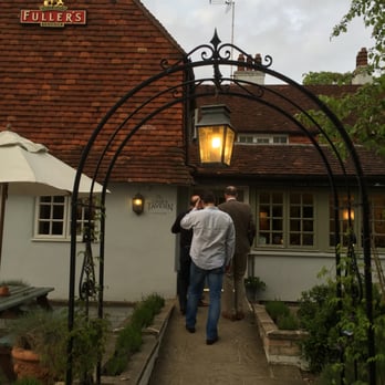 The Links Tavern - Pubs Near Me - Liphook, HAM