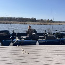 Bobberz - Boat parking at the bar pier.
