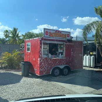 Jbs cheesesteaks - Hollywood - a food truck parked in a parking lot - American Near Me - Hollywood, Florida Jbs cheesesteaks - Hollywood - a food truck parked in a parking lot - American Near Me - Hollywood, Florida