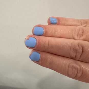Glow Nails & Spa - Chipped within 24 hours. - Day Spas Near Me - Coral Springs, Florida