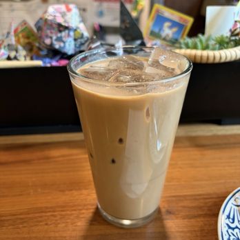 Cardoon - 16oz iced oat milk mocha - Coffee & Tea Near Me - Seattle, Washington Cardoon - 16oz iced oat milk mocha - Coffee & Tea Near Me - Seattle, Washington