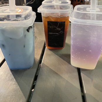 Burosu Ramen - (Blue one) very good / passion fruit black tea (very sweet) / galaxy yuzu ( yummy and carbonated) - Ramen Near Me - Studio City, California Burosu Ramen - (Blue one) very good / passion fruit black tea (very sweet) / galaxy yuzu ( yummy and carbonated) - Ramen Near Me - Studio City, California