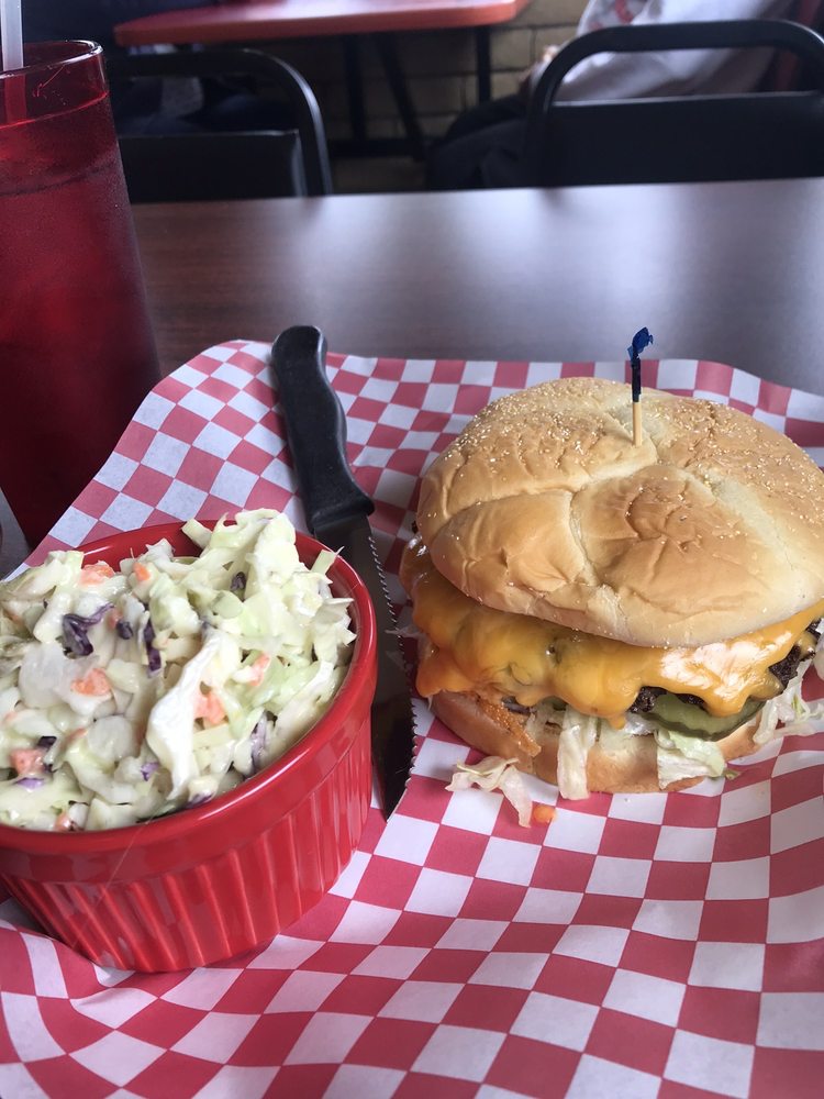 DEANO’S DINER 24 Photos & 42 Reviews 2482 Williams Hwy, Grants Pass