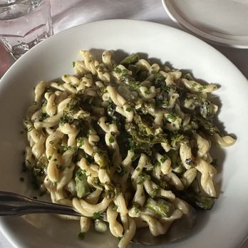 Peanut Park Trattoria - Gemelli - Italian Near Me - Chicago, Illinois