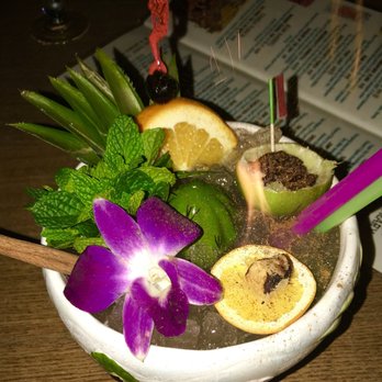 Lei Low - desert scorpion - Cocktail Bars Near Me - Houston, Texas
