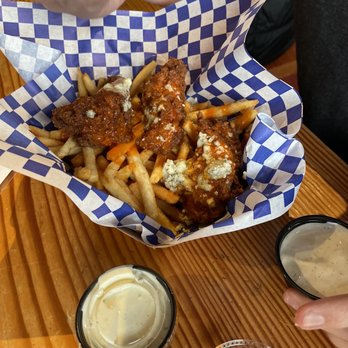 The Tin Pig - Chicken Basket - Food Trucks Near Me - Bend, Oregon