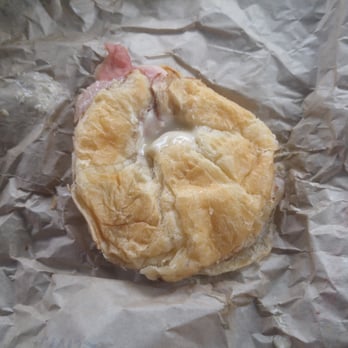 Arby's - I think it's dead. - Burgers Near Me - Roseburg, Oregon