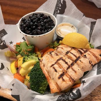 Bear Flag Fish - 3rd pound salmon with veggies, and black beans so stinking good absolutely my favorite - Seafood Near Me - Huntington Beach, California Bear Flag Fish - 3rd pound salmon with veggies, and black beans so stinking good absolutely my favorite - Seafood Near Me - Huntington Beach, California