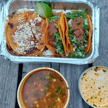 Birria-Landia - Food Trucks Near Me - Jackson Heights, New York