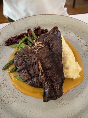 221 South Oak by null