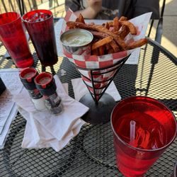 Hammontree's Grilled Cheese - Sweet potato fries