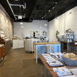 Nourish Natural Bath Products - Store