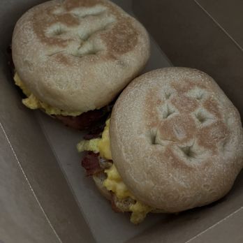 Stimulus Coffee + Bakery - Breakfast Sandwich with Bacon - Coffee & Tea Near Me - Pacific City, Oregon