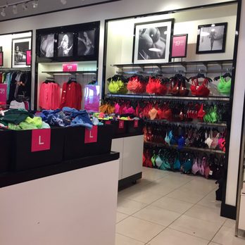 Victoria's Secret - Lingerie Near Me - Riverhead, New York Victoria's Secret - Lingerie Near Me - Riverhead, New York