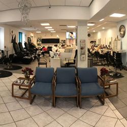 New Glamour II Beauty Salon SPA by Valeria Ferrari