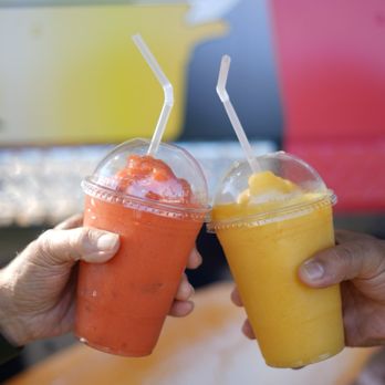 YANECITA’S KITCHEN - Mamey and mango smoothie - Food Trucks Near Me - Tampa, Florida