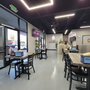 District 7 Pho - Interior - Vietnamese Near Me - Las Vegas, Nevada District 7 Pho - Interior - Vietnamese Near Me - Las Vegas, Nevada