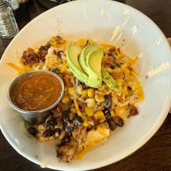 Industry Gastro Lounge - Chicken bowl - Gastropubs Near Me - Moore, Oklahoma