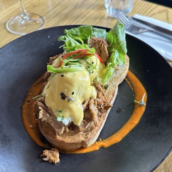 Hole In The Wall - Williamsburg - Pulled Pork Benedict - Australian Near Me - Brooklyn, New York Hole In The Wall - Williamsburg - Pulled Pork Benedict - Australian Near Me - Brooklyn, New York