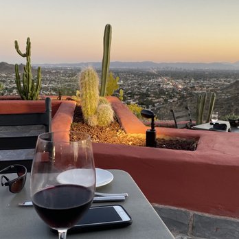 Different Pointe of View - New American Near Me - Phoenix, Arizona