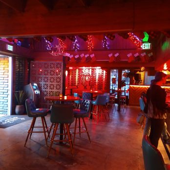 Luckys Indoor Outdoor - Bars Near Me - Phoenix, Arizona Luckys Indoor Outdoor - Bars Near Me - Phoenix, Arizona