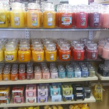 Gretchen's Hallmark Shop - 07.08.2018 all kinds of Yankee candles. - Gift Shops Near Me - Jacksonville, Florida Gretchen's Hallmark Shop - 07.08.2018 all kinds of Yankee candles. - Gift Shops Near Me - Jacksonville, Florida
