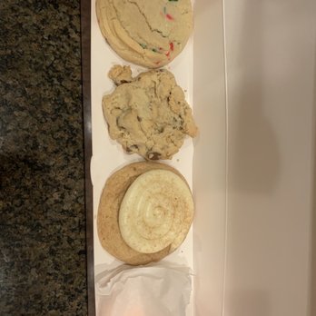 Crumbl - Vienna - Bakeries Near Me - Vienna, Virginia Crumbl - Vienna - Bakeries Near Me - Vienna, Virginia