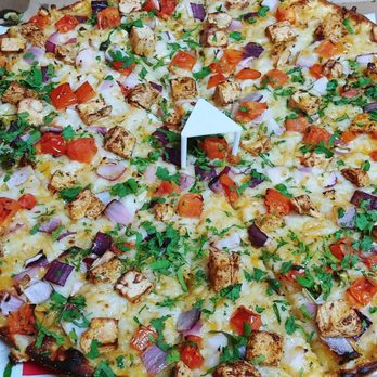Pizza Twist - Vegan butter chicken pizza - Pizza Near Me - Redding, California
