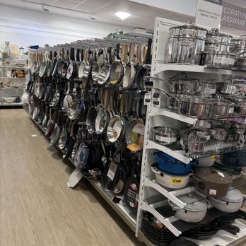 HomeGoods - Home Decor Near Me - Closter, New Jersey